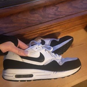 Nike air max Thea Women’s tennis shoes 10